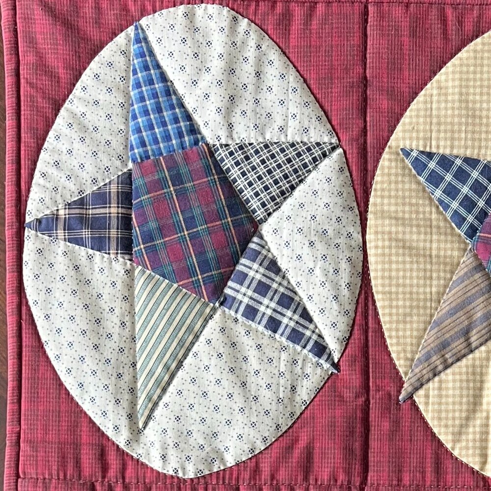 Handstitched Hand-Quilted Patchwork Primitive Colonial Star Quilt Table Topper - Picture 2 of 13